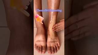 Remove dead skin amp suntandirt  get fair feeteasy pedicure  homeremedies skincareshortssuntan [upl. by Richter361]