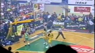 Stojan Vrankovic blocks Roy Tarpley [upl. by Steen]