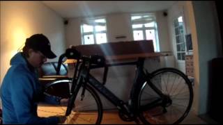 Unboxing Cannondale Slice 2013 [upl. by Diana301]