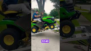 How to load John Deere S140 48 in Gas Hydrostatic Riding Lawn Tractor to truck [upl. by Montana]