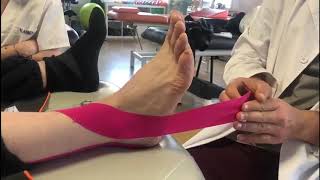 Kinesio tape para corregir posición de tobillo [upl. by Leticia76]