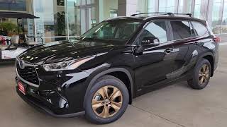 2023 Toyota Highlander HYBRID Bronze Edition in Midnight Black Metallic [upl. by Lechner741]