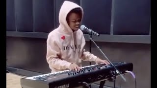 Roddy Ricch Piano Skills Are Amazing Makes A New Song Effortlessly [upl. by Niwred]