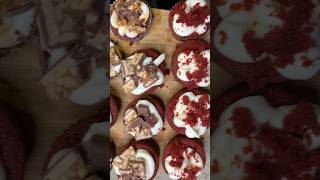 Caramel filled red velvet cup cakes🧁👨🏽‍🍳 redvelevet cupcakes explore dessert foryou baking [upl. by Enaasiali]