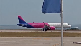 Wizz Air UK Airbus A321271NX GWUNE SuceavaLondon Luton [upl. by Devinne]