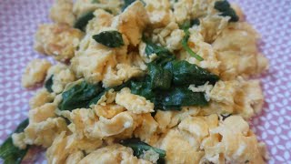 Scrambled Eggs With Cream Cheese  Easy Creamy Low Carb High Protein Breakfast Idea [upl. by Hpeosj]