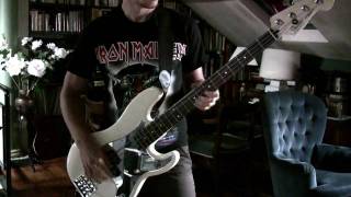 IRON MAIDEN  The Duellists Bass Cover Real Steve Harris Solo [upl. by Milda]