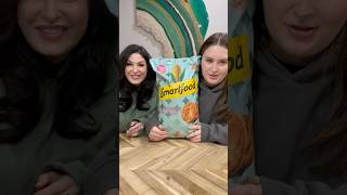 🌟FOOD REVIEW 🌟 SMARTFOOD SNICKERDOODLE POPCORN 🌟 RATING 110 🌟 shorts foodreview mukbang [upl. by Entirb]