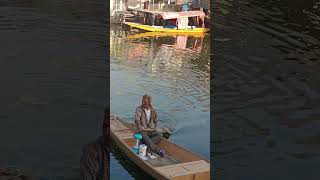 Dal lake Srinagar dallake boat sikara jammu kashmir viralvideo ytstudieo ytshorts vlog [upl. by Shieh206]