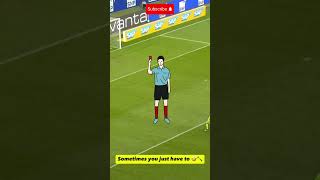 Bardzo brutalny faul redcards funny funnyvideo shortvideo shorts short football soccer [upl. by Haropizt179]