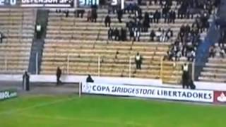 Fantasma en el estadio Hernando Siles captado por Fox Sports [upl. by Koenraad]