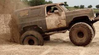 MUD TRUCKS  K5 BLAZER 4X4 HITTIN THE SAND on the Beach  RED RIVER MUD BOG [upl. by Enamrej185]