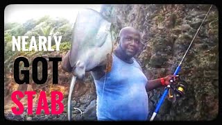 DEADLY STINGERAY WRESTLE FOR 25 MINS NEARLY GOT STAB BY THE TAIL BARB 🇻🇨 Ep5 [upl. by Carlina]