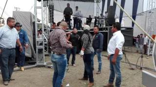 Pelea en jaripeo ixtapaluca 2017 [upl. by Kcirted]