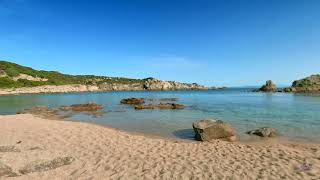 La Plage très secrète et sauvage de Cala Sciumara à Bonifacio en Corse à coté du golf de Spérone [upl. by Tdnerb]