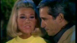 Doris Day Makin Eyes at Perry Como [upl. by Noek]