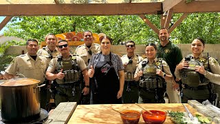 COCINANDO CON LOS SHERIFF’S DEL CONDADO DE FRESNO CA [upl. by Scales]