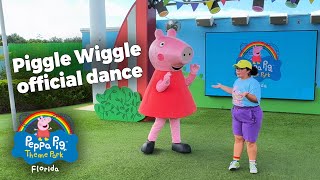 Peppa Pig Piggle Wiggle Song amp Dance Moves [upl. by Critta]