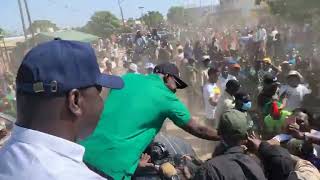 Caravane Ousmane Sonko à Joal  une foule immense accompagne le candidat de Pastef [upl. by Yunfei488]