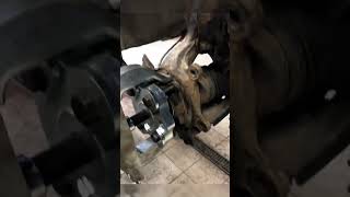 Awesome tool for wheel bearing automotive tips tricks mechanictools powertools tools [upl. by Santos931]