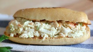 Sandwich de crabe et crevettes  Recettes du monde entier [upl. by Aihsot115]