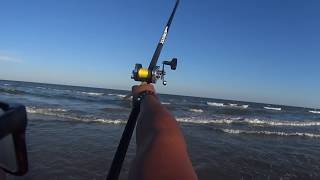 Most Important Surf Fishing Rigs and Tips  Prevent a backlash  Surf Fishing tips for beginners [upl. by Esiouqrut]