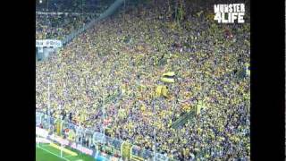 Borussia Dortmund vs SC Freiburg 30 17042011  Fan Impressionen [upl. by Holmes]