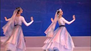 THE ARMENIA STATE DANCE ENSEMBLE quotBAREKAMUTYUNquot Uzundara [upl. by Arikehs]