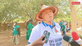 L’Association des Femmes Albinos du Burkina assainit les locaux du CSPS de Karpala [upl. by Elenore200]