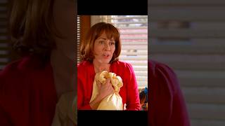 The new jeans of sue cost 112 US dollars movie shorts themiddle funny [upl. by Alonso106]