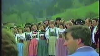 Entlebucher Jodlertreffen 1984 Ausflug Jodelklub Marbach [upl. by Ellevart]