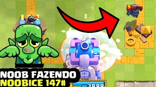 NOOB FAZENDO NOOBICE 147  MOMENTOS ENGRAÃ‡ADOS DO CLASH ROYALE [upl. by Eniale776]