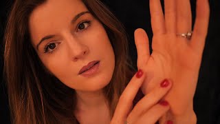 ASMR FR 🕊 DOUCES CARESSES amp MOUVEMENTS DE MAINS Hand Movements Inaudible Tapping🌜 [upl. by Enylekcaj]