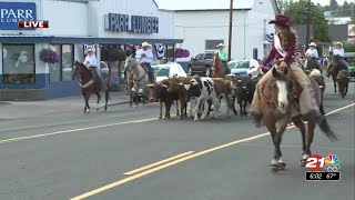 Crooked River Roundup opens with downtown cattle drive [upl. by Yrffej530]