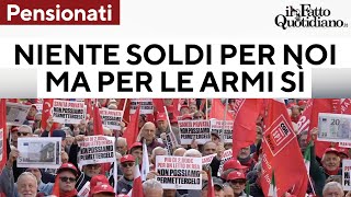 Pensionati in piazza quotNon ci sono soldi per le nostre pensioni ma si trovano per le armiquot [upl. by Epul539]