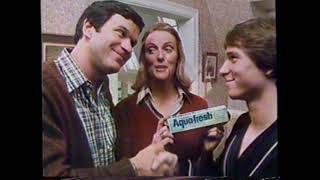 1979 Aquafresh Toothpaste quotFluoride and Fresh Breathquot TV Commercial [upl. by Aimehs]