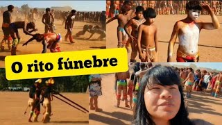 Kuarup Ritual fúnebre em homenagem ao líder tribal Walama Kalapalo [upl. by Eiramalegna194]