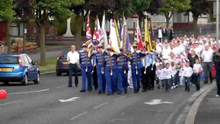 Is this the biggest flute band ever to walk in Northern Ireland [upl. by Gerta]