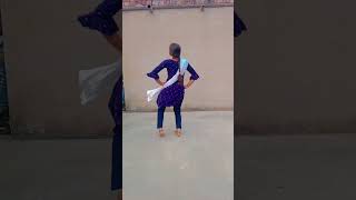 Jara lage 😍🥰❤️🤩bollywood hindi song dance shorts ytshorts [upl. by Einnos]