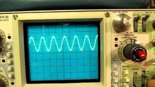 11 Tektronix Oscilloscope Triggering controls and their usage [upl. by Manno823]