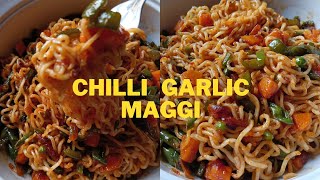 Chilli Garlic Maggi Recipe  Veg Maggi Recipe  Street Style Vegetable Maggi Recipe in Marathi [upl. by Kahler]