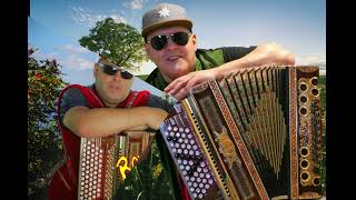 BayerwaldMusiker  I Schick Dir A Busserl Songwriter Luis Plattner  Martha Waldner [upl. by Aisatsan]