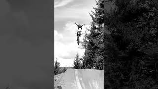 mountainbike mtb downhill mtblife bmx extreme bike jump bikelife mountainbikestunt [upl. by Reltuc860]