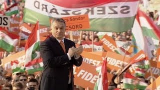 Ungarn Zehntausende jubeln Orbán auf Wahlkampfkundgebung zu [upl. by Notnek]