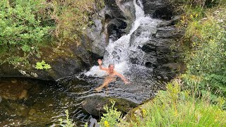 Vlog Journée de pluie entre deux bivouacs de rêves sur lIreland Way [upl. by Tteragram]