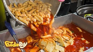 망원시장 대표 떡튀순 맛집 등장이요  Its truly Korean fast food Tteokbokki [upl. by Cummins]