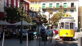 02 Alfama  Lisbonne [upl. by Sachiko38]