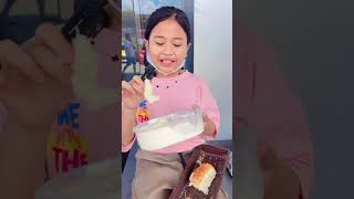 Tipe tipe makan ice cream shortvideo sambilancuan ngeshortsdulu [upl. by Andromache]