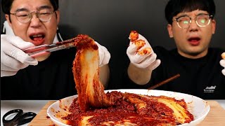 저승사자를 만나고왔습니다 매운실비김치 챌린지먹방 리얼사운드 ASMR Korean Spicy Kimchi Silbi Kimchi realsound Challenge mukbang [upl. by Aicala]