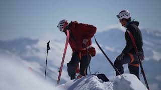 Tuto ski de randonnée  chausser en pente raide par Vivian Bruchez [upl. by Hana786]